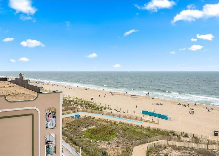 Cozy 2 Bedroom Oceanfront At The Towers! Holiday home Ocean City