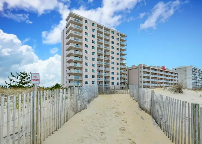 Cozy 2 Bedroom Oceanfront At The Towers!