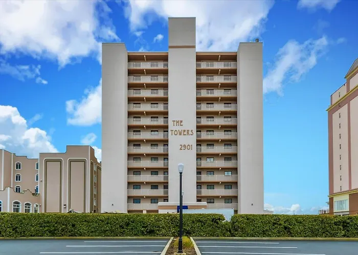 Cozy 2 Bedroom Oceanfront At The Towers! Holiday home *